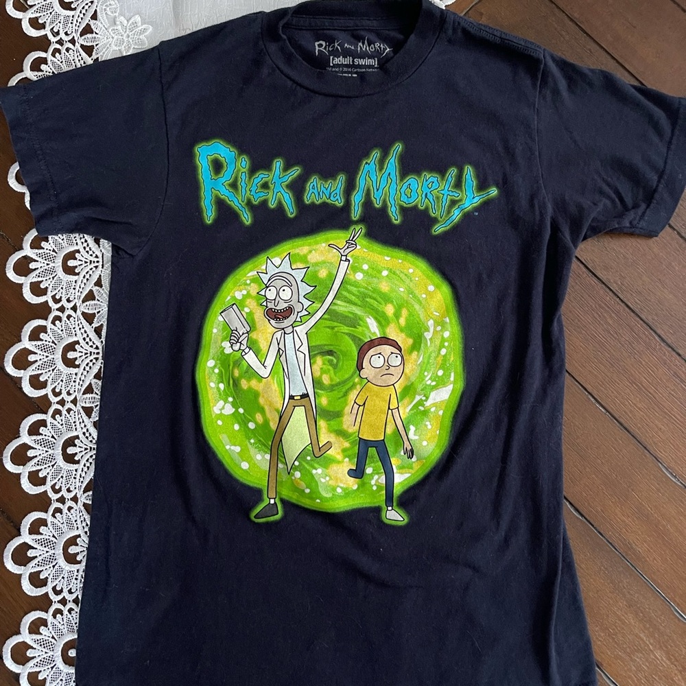 Rick And Morty Women’s T-Shirt Size X-Small Navy